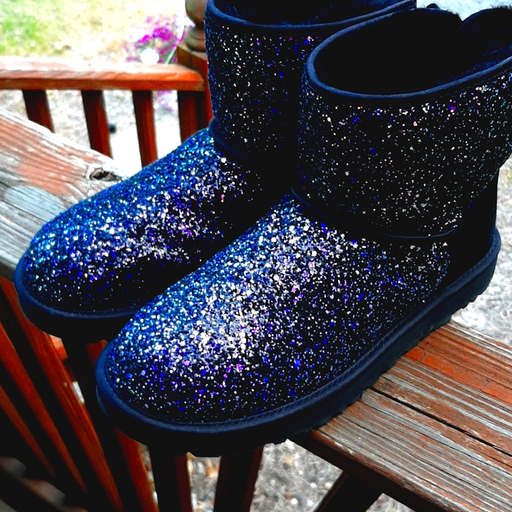 Size 10 Ugg Sparkle Bailey Bow Mini
